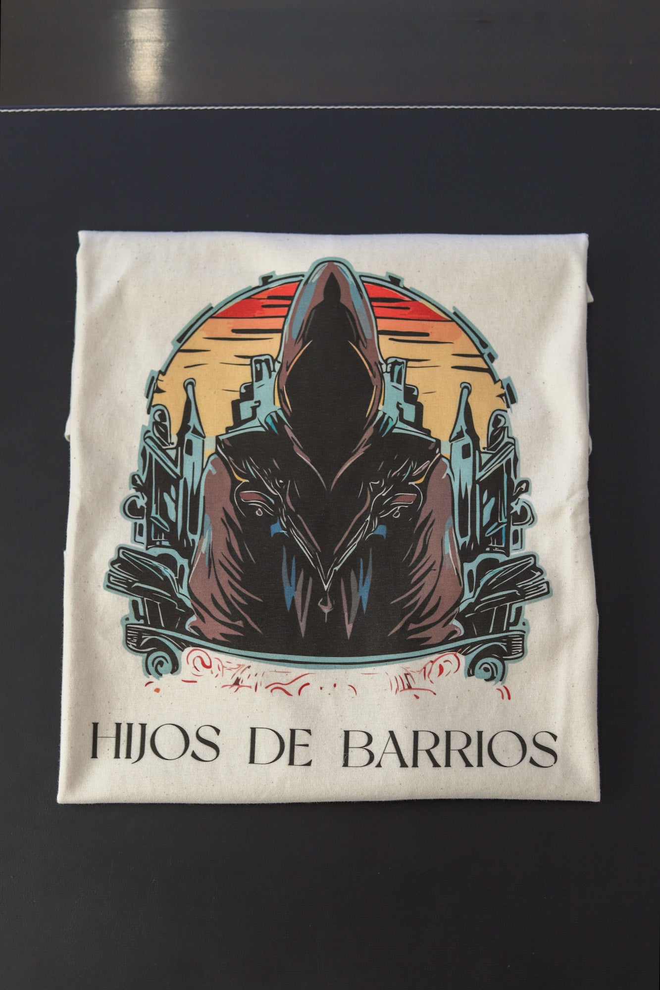 Camiseta "Sombra Urbana" de Hijos De Barrios